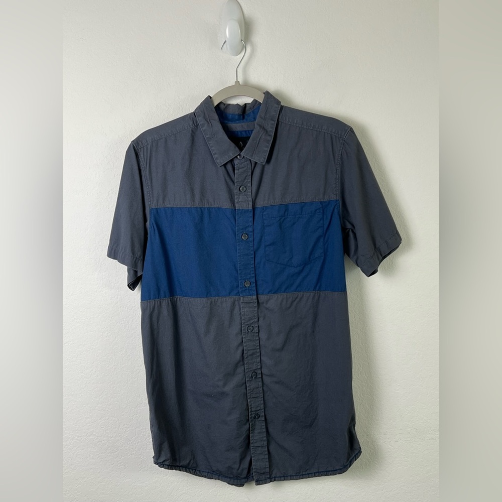 Prana Organic Cotton Blue Gray Short Sleeve Button Down